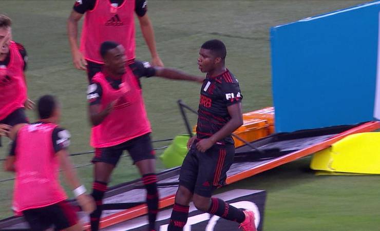 Atuações do Flamengo: Lincoln se recupera com gol; Pedro e Arão não aguentam maratona