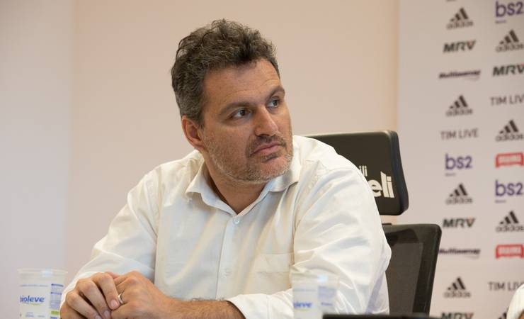 Spindel deixa centroavante pedido por Jesus no Flamengo para 2020 e quer manter Gabigol: "Não é fácil"