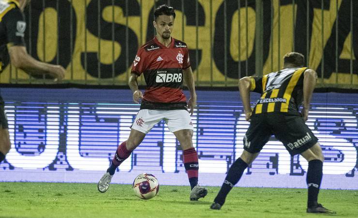 Garçom de Pedro, Michael chega a seis assistências pelo Flamengo na temporada: "Colhendo os frutos"