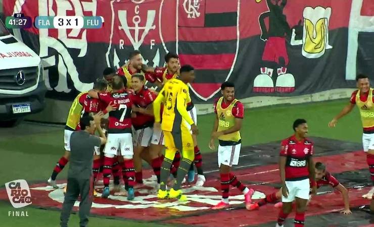 Da espera ao abraço no escudo, João Gomes celebra título e primeiro gol pelo Flamengo: "Momento perfeito"