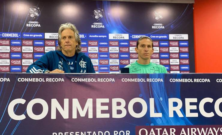 Preocupado com Bruno Henrique, Jesus elogia Del Valle e destaca melhora no segundo tempo