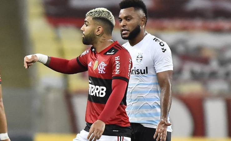Atuações do Flamengo: em performance coletiva ruim, Diego Alves pega pênalti e leva maior nota