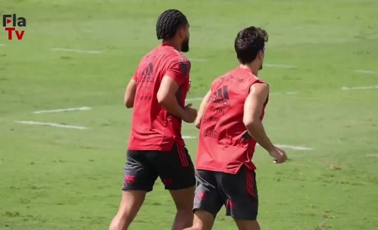 Quase lá! Rodrigo Caio inicia etapa final de recuperação e se aproxima de volta ao Flamengo