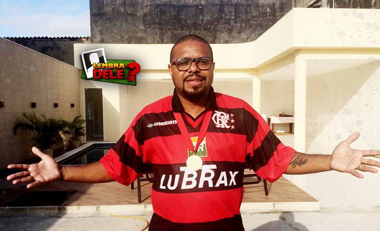 Lembra dele? Após 20 anos, Lê espera passar bastão no Flamengo e elege Bruno Henrique: "Merece"