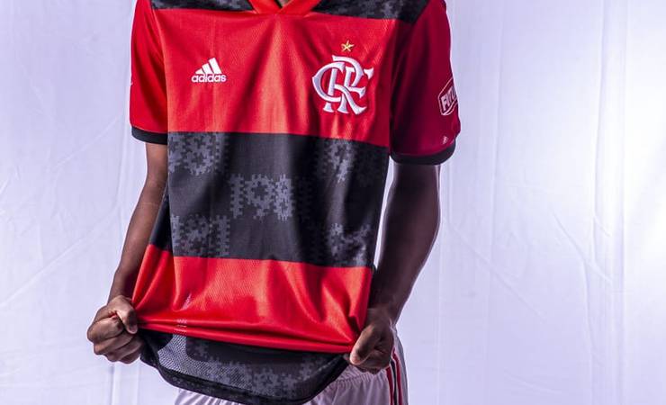 Convocado para a seleção sub-15, artilheiro do Flamengo despertou interesse na Holanda