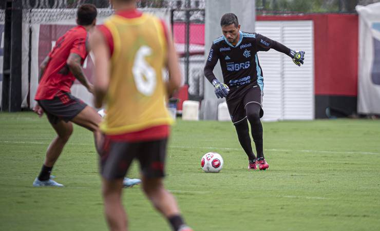 Escalação do Flamengo: Diego Alves tem chance de volta contra o Audax para fazer estreia no ano