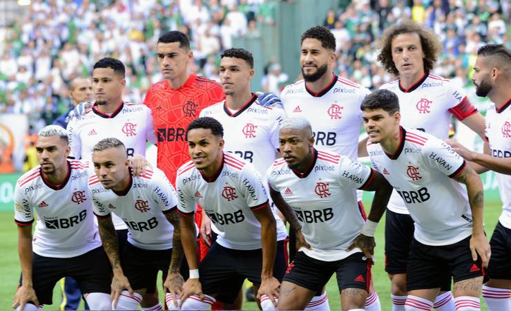 Atuações do Flamengo: Ayrton Lucas e Santos se destacam em empate com o Palmeiras