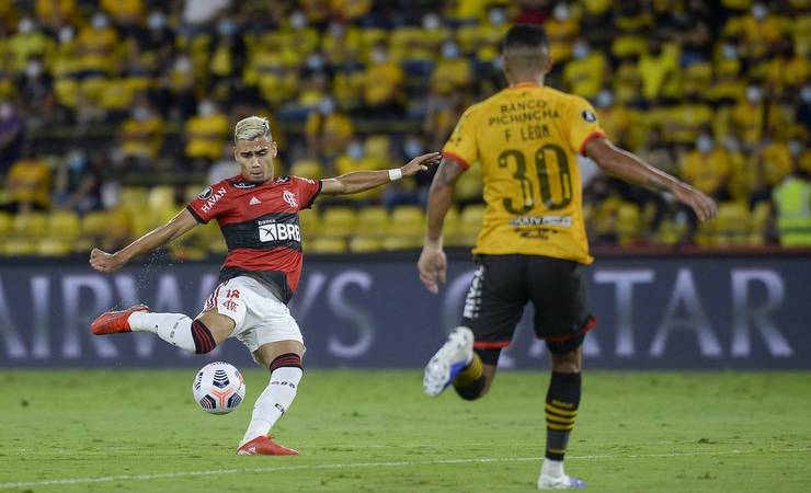 De olho na final da Libertadores e na Copa, Andreas Pereira conquista espaço no Flamengo