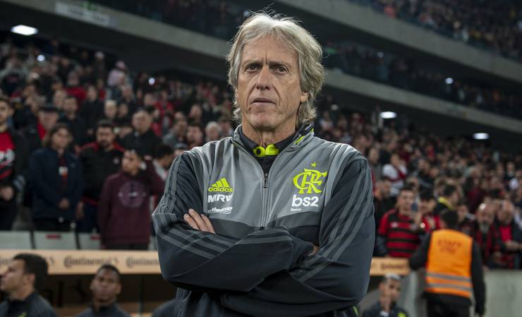 Jorge Jesus elogia intensidade em estreia pelo Flamengo, mas alega: "Não saio satisfeito com empate"