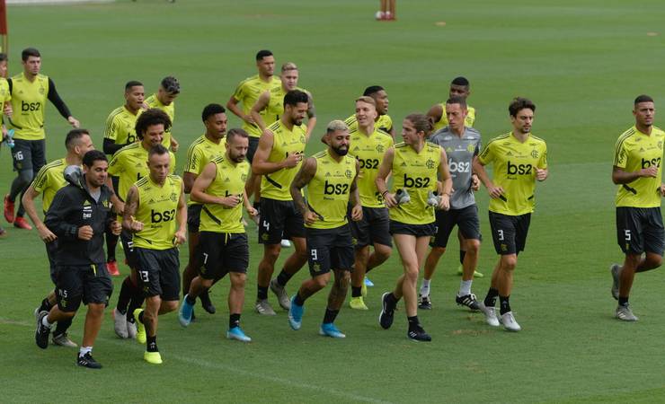 Com calendário apertado, Flamengo reavalia pré-temporada fora do país e deve utilizar o CT