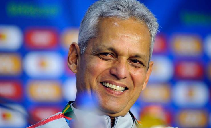 Fora da Copa América, Ninho viu interesse de seleções esbarrar em interdição; Rueda visitou o CT