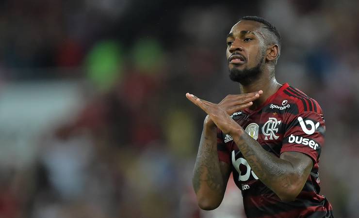Com títulos e reconhecimento, Gerson completa um ano no Flamengo: "Mudou minha vida"