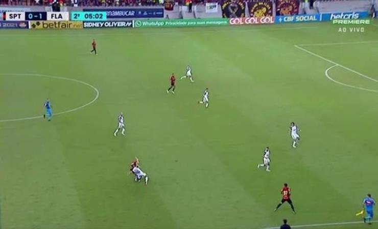 Hugo Souza reconhece erros e admite preparo mental fora do Flamengo: "Reavaliei muita coisa"