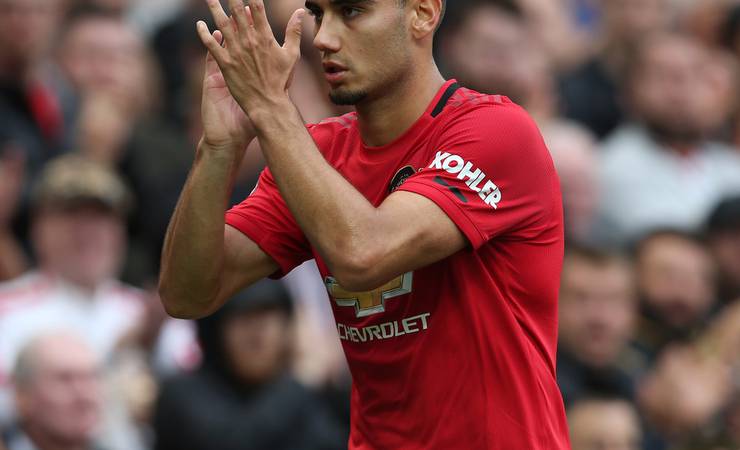 Andreas Pereira chega ao Brasil na sexta-feira, e Flamengo projeta tê-lo à disposição já contra o Grêmio