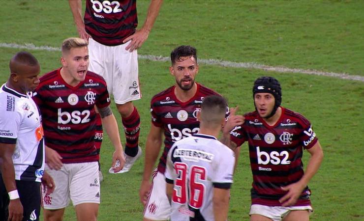 Flamengo x Vasco termina em confusão; Bruno Henrique provoca: "Estamos em outro patamar"