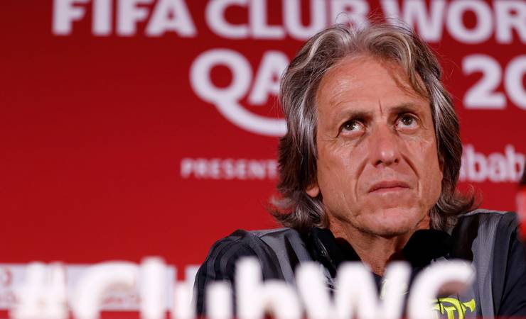 Jorge Jesus critica valor de negociação por Reinier: "Flamengo não sabe valorizar seus jogadores"