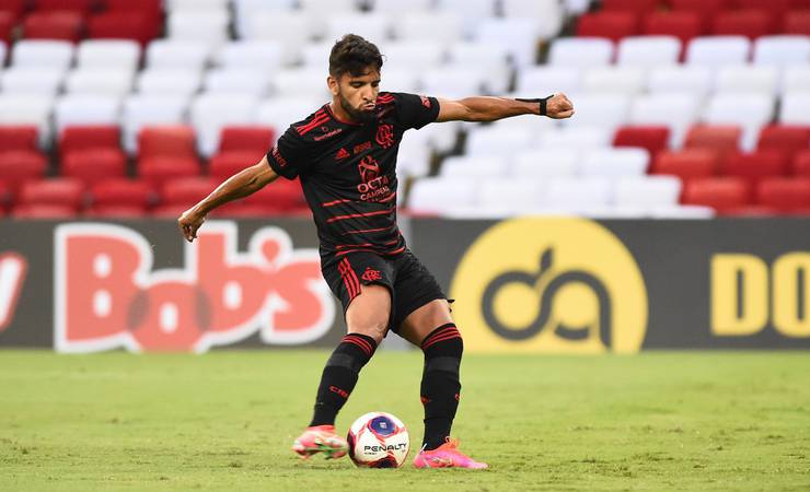 Fora de viagem do Flamengo à Argentina, Pepê tem negociação encaminhada com o Cuiabá