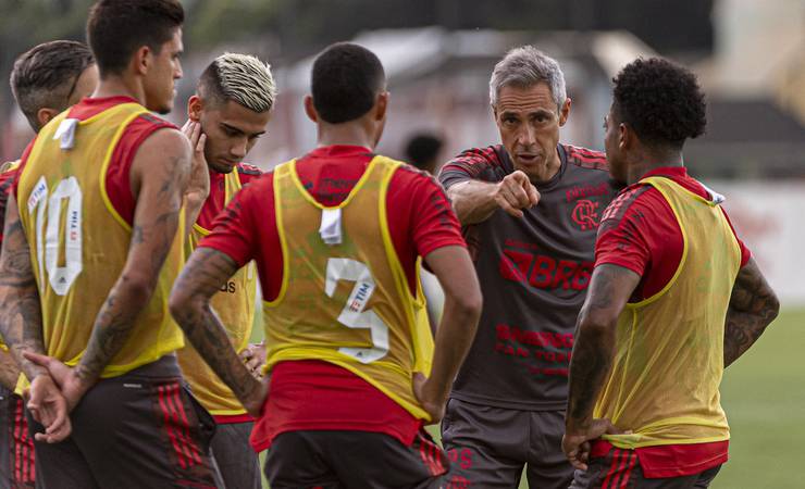 #FechadocomPauloSousa: torcedores do Flamengo dão apoio a técnico, que ganha pontos com time por papo reto