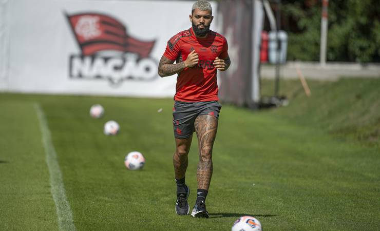 Com indisposição gástrica, Gabigol é retirado pelo Flamengo do jogo contra o Palmeiras