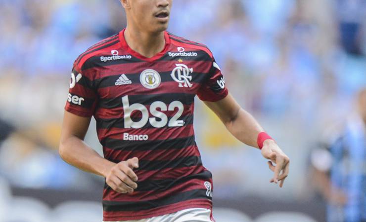 Real Madrid intensifica contatos e se aproxima de tirar Reinier do Flamengo