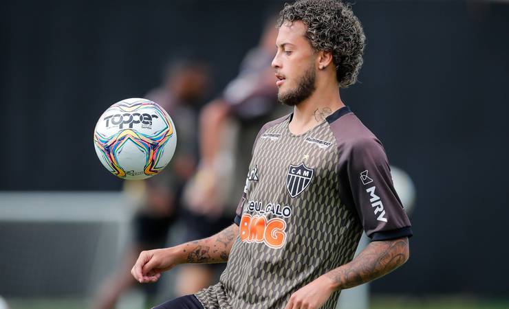 Sonho antigo, Guga, do Atlético-MG, volta a ser alvo do Flamengo para substituir Rafinha