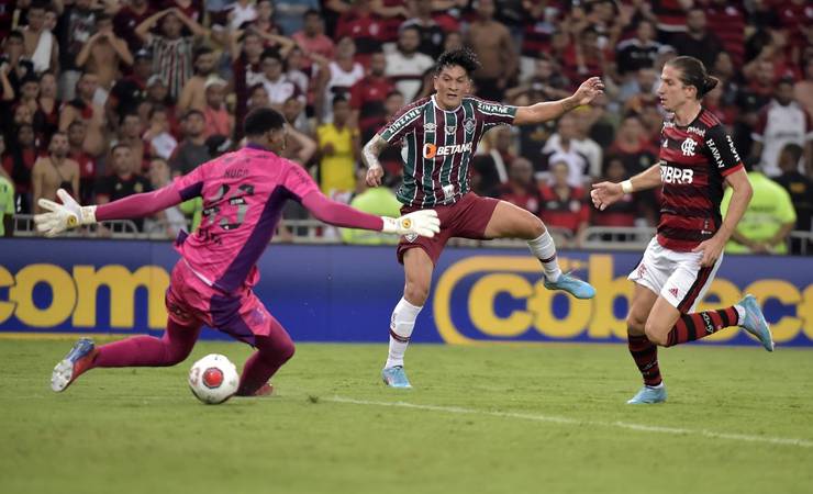 Braz pede tranquilidade para o Flamengo tentar reverter a vantagem: "Mas sem inércia"