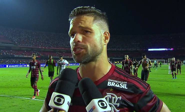 Eleito craque do jogo em empate do Flamengo, Diego vê que time sai "fortalecido"