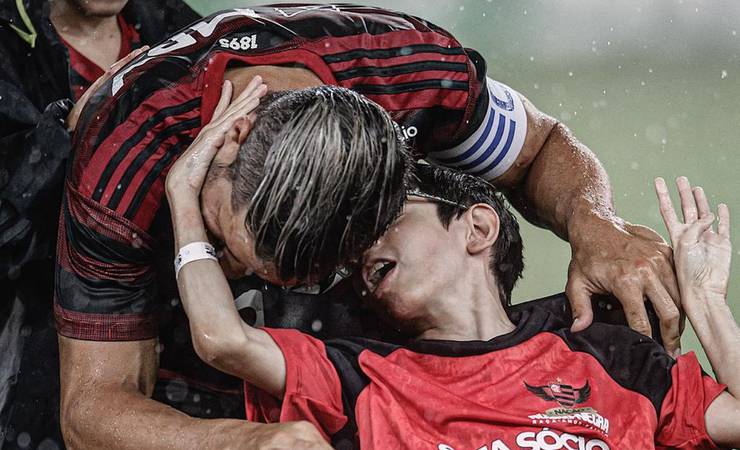 Quarentena solidária: Diego, Ribeiro e Rodrigo Caio abraçam campanha por pequeno torcedor do Flamengo