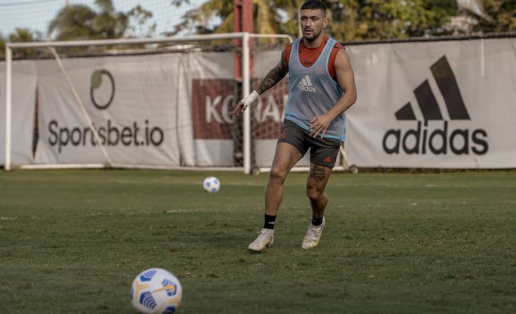 As lesões do Flamengo estão fora do normal ou o calendário elevou o número de todos? Checamos!