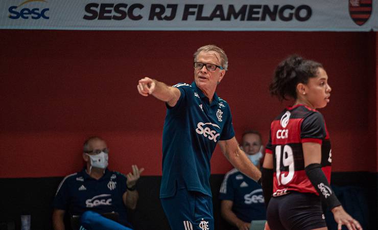 Sesc-Flamengo anuncia novo elenco com Bruna Honório e estrangeiras