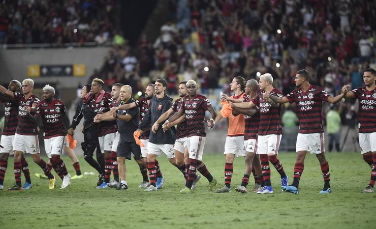 Análise: bom até debaixo d'água, invicto Flamengo ostenta força ofensiva em nova goleada