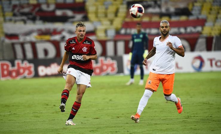 Atuações do Flamengo: Noga vai bem na zaga, e Max faz golaço para garantir vitória
