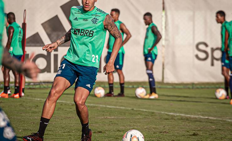 Escalação do Flamengo: Pedro deve formar ataque com Bruno Henrique contra o Botafogo