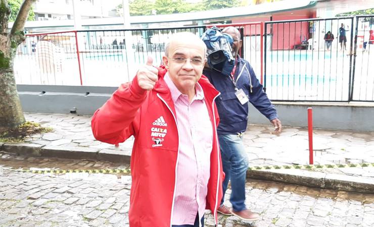 Braz defende gestão Landim e avalia palavras de Bandeira sobre tragédia do Ninho: "Mau caráter ou covarde"