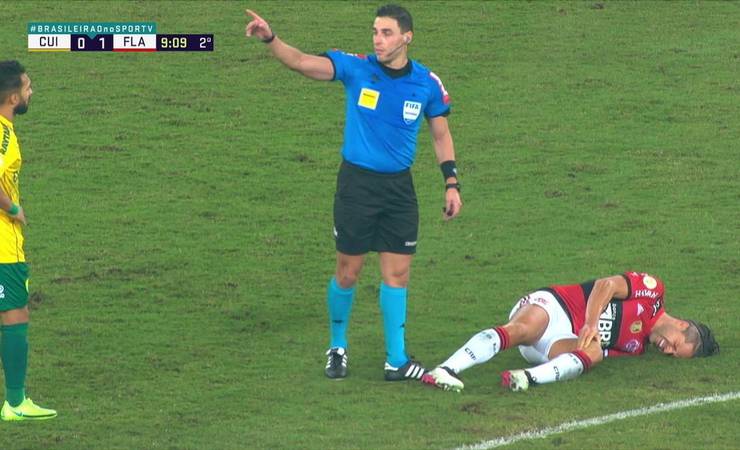 Diego torce o joelho em vitória sobre o Cuiabá e é dúvida no Flamengo para clássico com o Fluminense