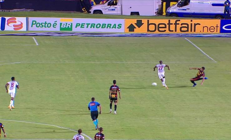 Atuações do Flamengo: Gérson bota o jogo no bolso, e meias ditam o ritmo em vitória fácil sobre o Sport