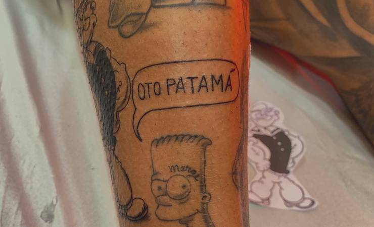Ainda sem definição sobre futuro no Flamengo, Gabigol tatua pérola de Bruno Henrique: "Oto patamá"