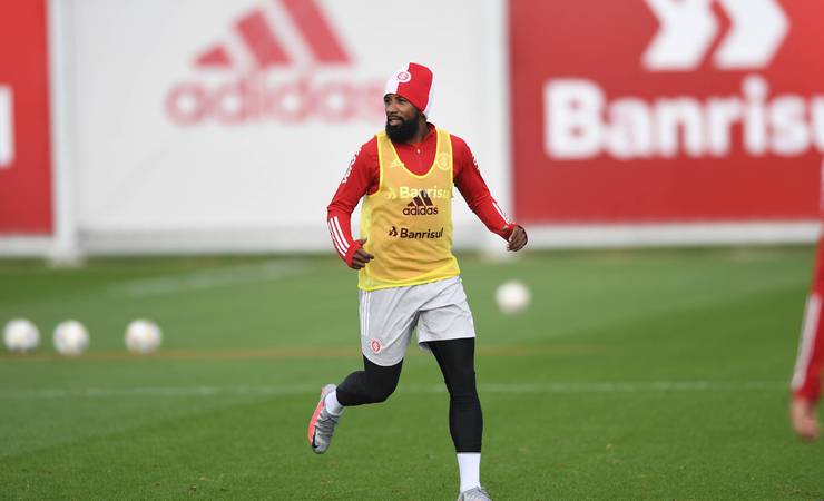 Inter encaminha prorrogação de contrato com Rodinei até maio de 2021