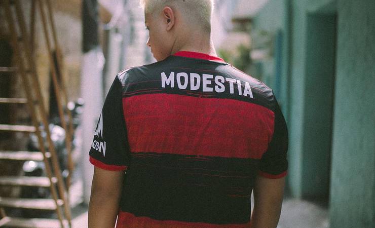 Free Fire: Modestia, do Flamengo B4, usa afinco e dom para ir de vendedor de milho a fera no game