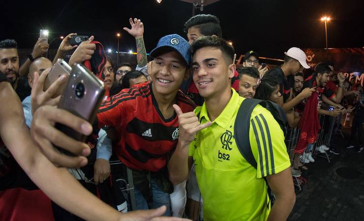 Avaí x Flamengo: com Reinier e festa, time chega a Brasília; veja relacionados e provável escalação