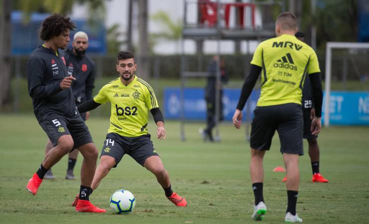 Contra o Galo, Abel tem chance de repetir time que bateu o Timão; veja provável escalação