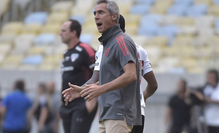 Análise: pressão alta ajustada abre caminho para vitória convincente de um Flamengo em nítida evolução