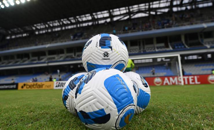 Flamengo envia representante ao Equador para vistoria técnica; time treinará no estádio do Emelec