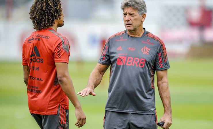 Escalação do Flamengo: mesmo com a volta dos atletas das seleções, Renato tem problemas