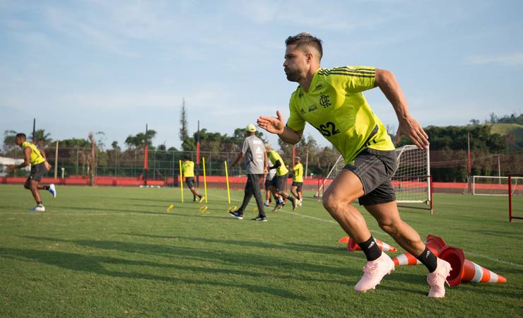 Flamengo x Athletico: Abel estuda mudanças e Diego aponta como titular na vaga de Arrascaeta
