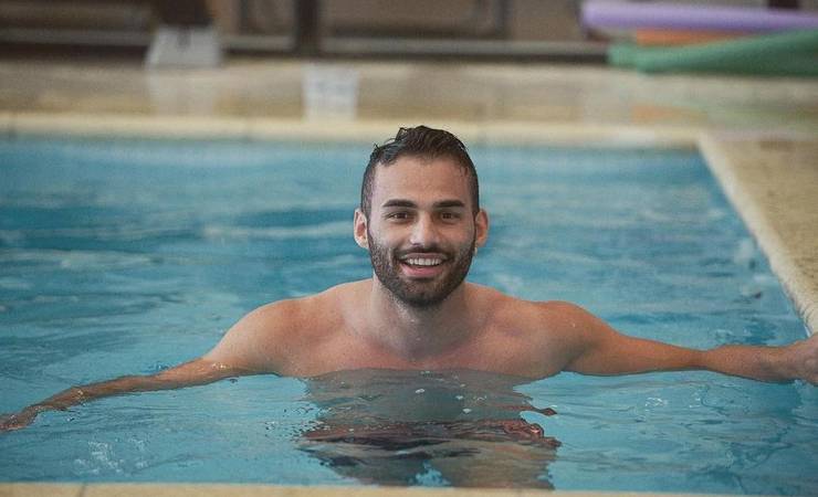 Operado há 42 dias, Thiago Maia faz tratamento em tempo integral e recuperação é "acima da média"