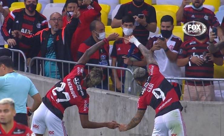 Renato Gaúcho elogia o Barcelona e exalta vitória do Flamengo: "É uma vantagem muito grande"