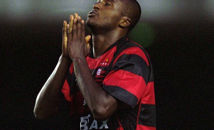 Reinaldo fala de Flamengo e elege jogo contra o São Paulo, em 2001, como o melhor da sua carreira