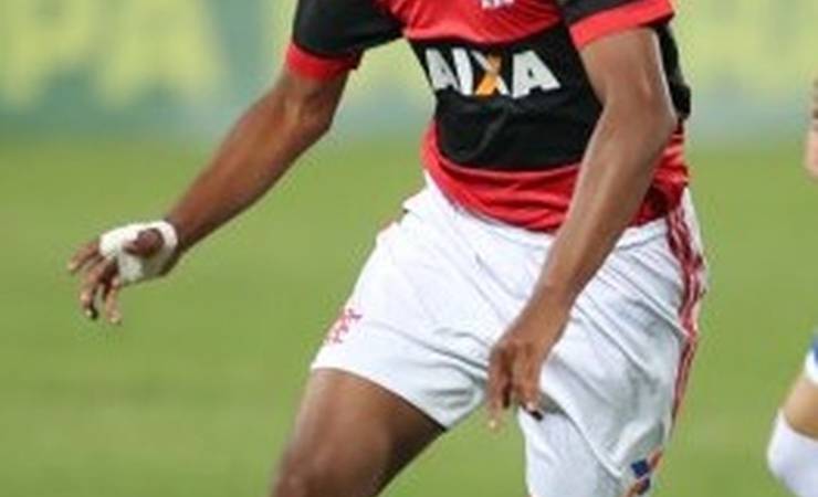 Matheus Alves, do sub-20 do Flamengo, é contratado pelo Leixões, de Portugal