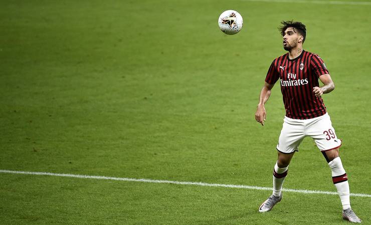 Lyon acerta com o Milan a contratação de Lucas Paquetá por cerca de R$ 131 milhões